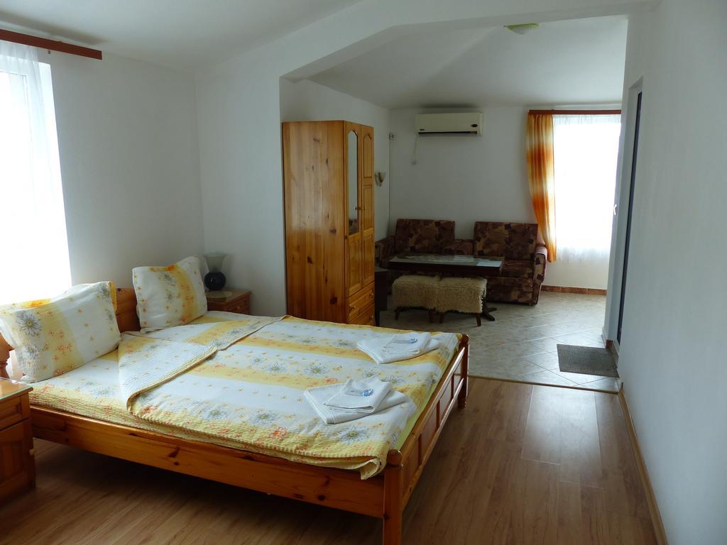 Sunhouse Rooms Carewo Zewnętrze zdjęcie